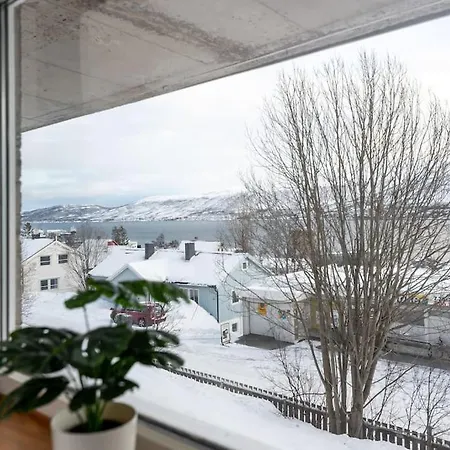 Modern Apartment In The Center Of The Island Tromso Exterior photo